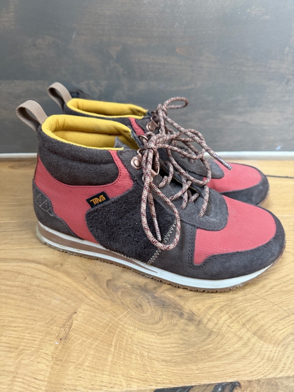 Teva Women's Ankle Boots Size 8